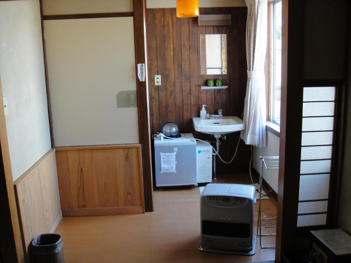 Ikariya Ryokan Яманути Номер фото