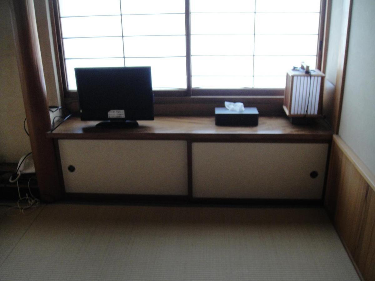 Ikariya Ryokan Яманути Номер фото