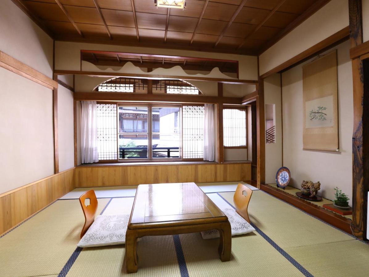 Ikariya Ryokan Яманути Экстерьер фото