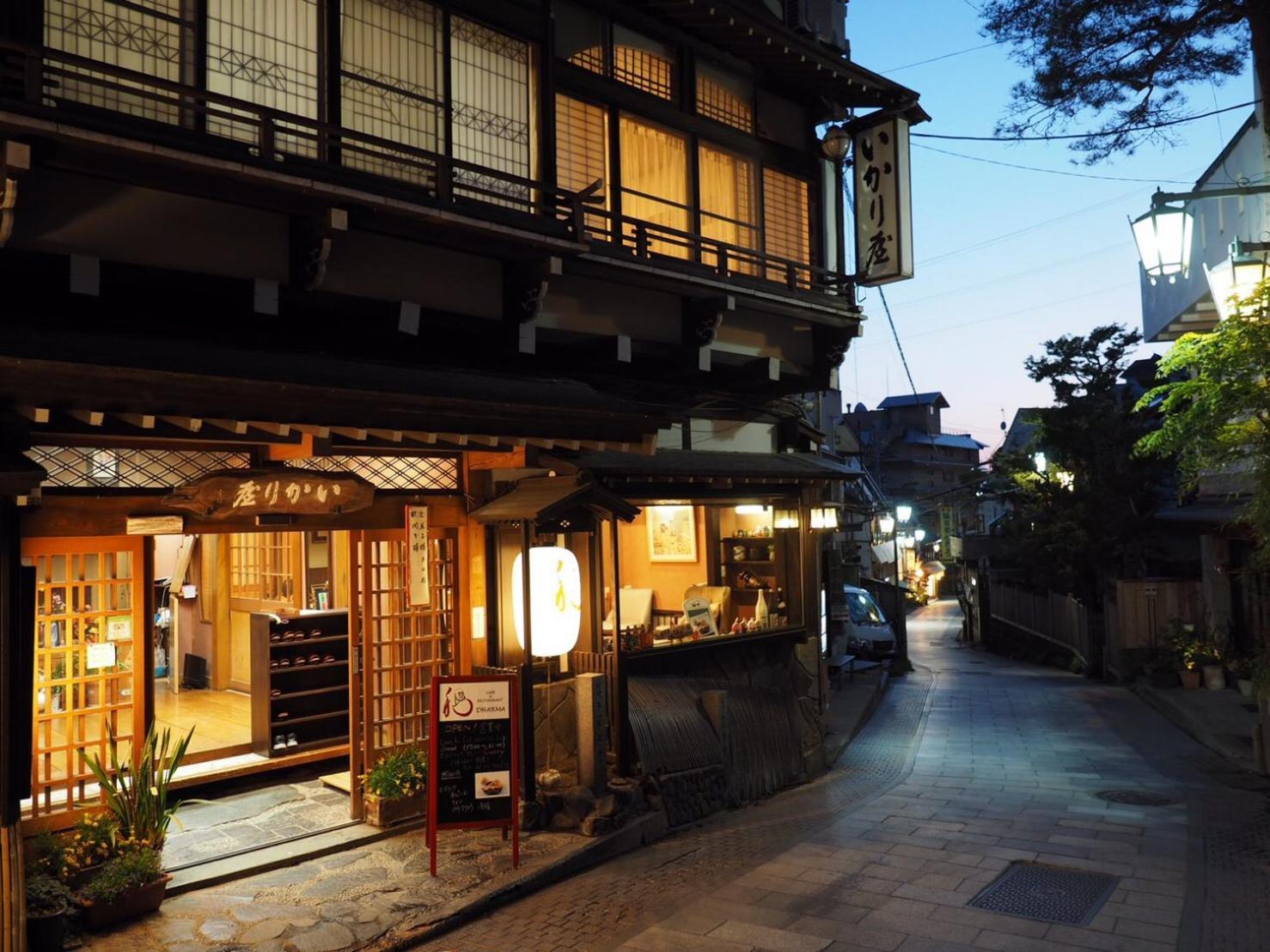 Ikariya Ryokan Яманути Экстерьер фото